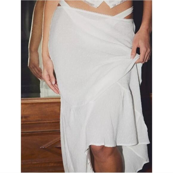 Intimately Free People NWT Sweet On You Bias Half Slip Skirt Maxi Clean Ivory L - Picture 7 of 10